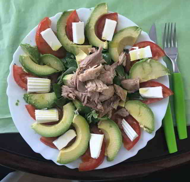 Disfruta de la comida comiendo despacio